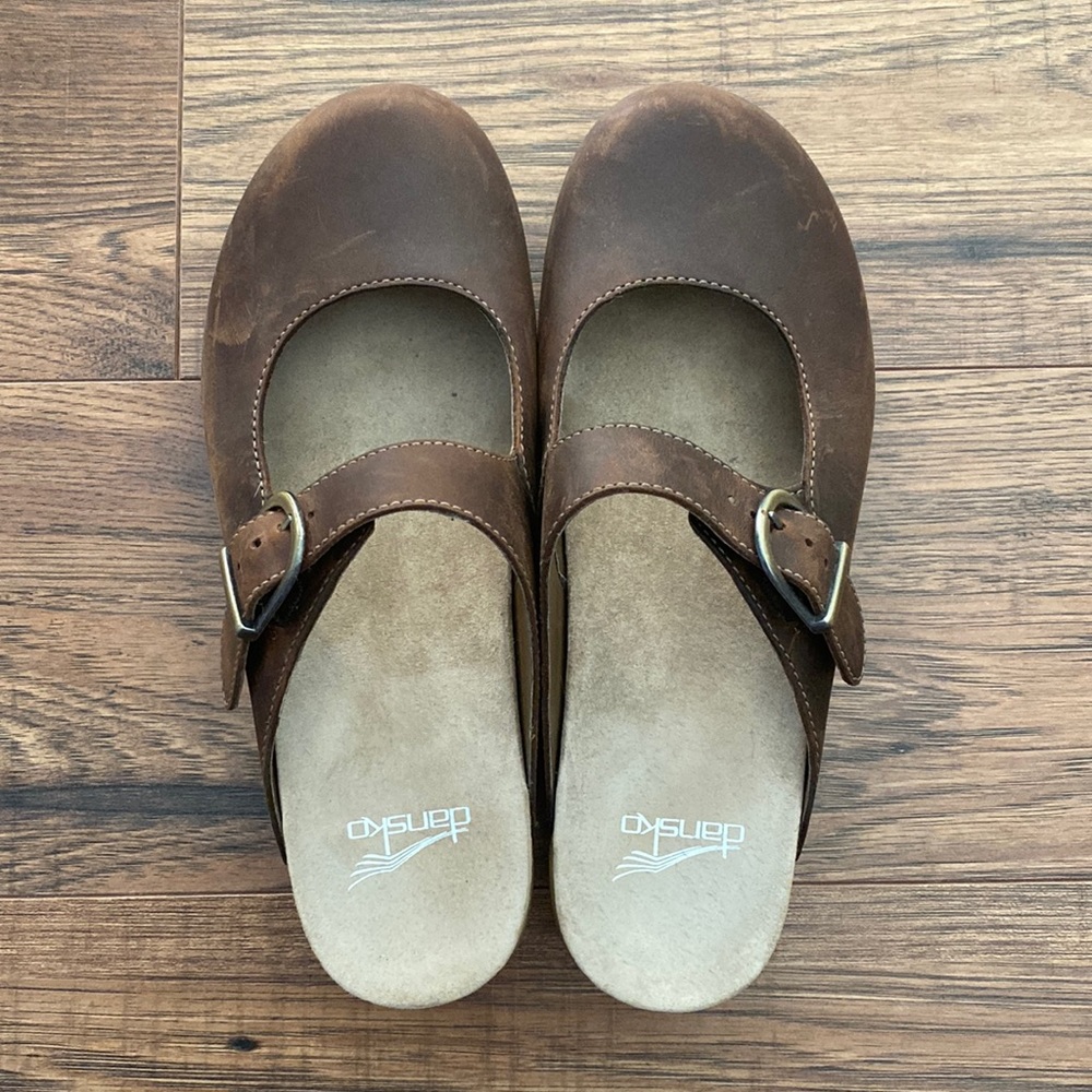 Size 39 Dansko Mary Janes